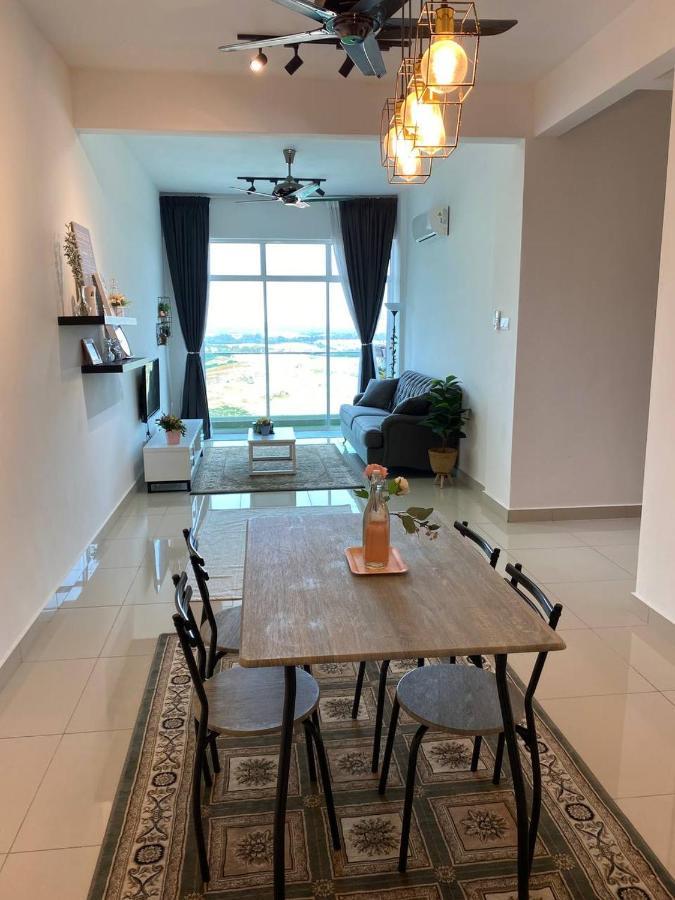 Family Stay, Sepang Klia, Free 2 Parking&Unifi Eksteriør bilde